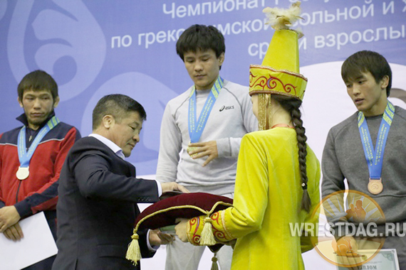Расул Калиев победил в самой ожидаемой схватке чемпионата Казахстана