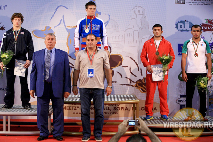 Рафаэль Мартинетти вручал награды на юниорском первенстве мира 