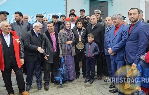 Сегодня Шамиль Кудиямагомедов и Гаджимурад Рашидов вернулись с чемпионата Европы.