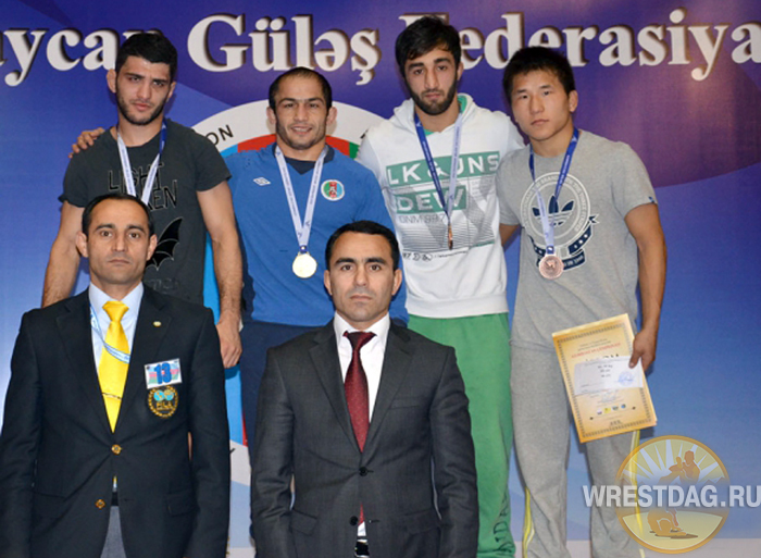 Трое дагестанских борцов стали победителями чемпионата Азербайджана