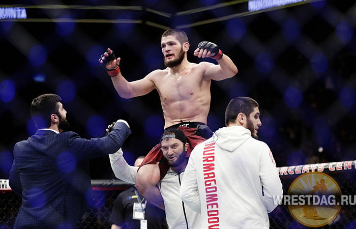 Хабиб Нурмагомедов возвращается в Дагестан с поясом UFC