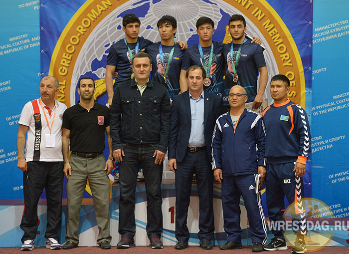Российские юниоры-«классики» прошли проверку на турнире в Каспийске