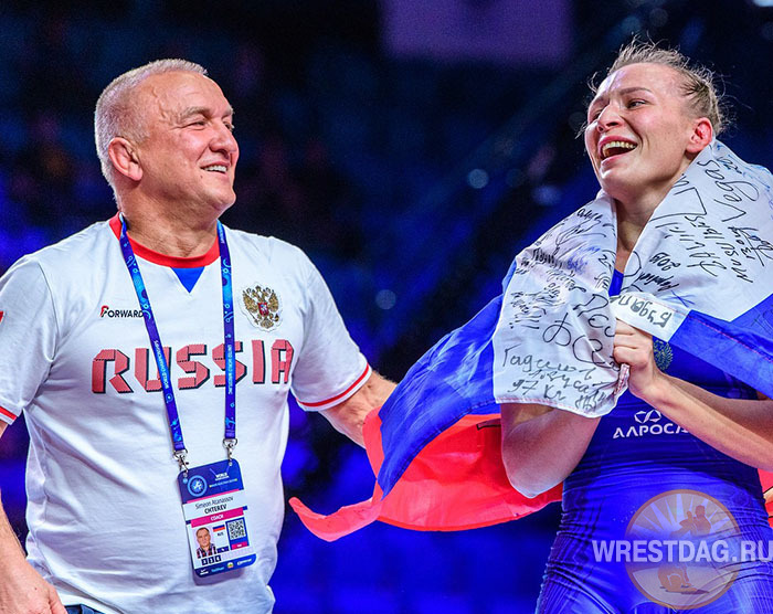 ФСБР определилась с наставником женской сборной и чемпионатом страны