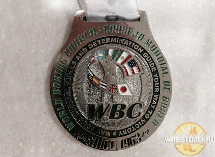 Магомеда Абдусаламова наградили медалью WBC