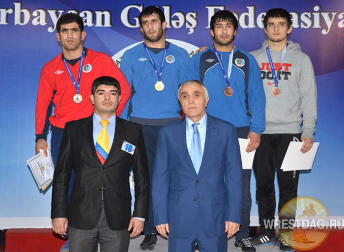 Трое дагестанских борцов стали победителями чемпионата Азербайджана