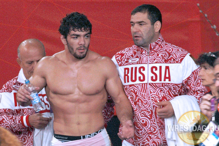 Абдусалам Гадисов: «Мне предлагали перейти в ММА, но пока моя цель — Олимпиада» Абдусалам Гадисов: «Мне предлагали перейти в ММА, но пока моя цель — Олимпиада»