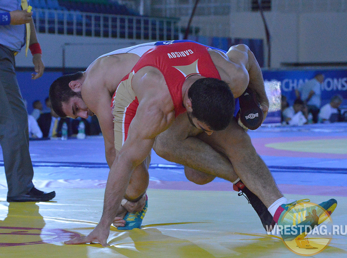 16:00. На этом дневная часть второго дня чемпионата мира закончилась. Возобновятся соревнования в 18:00 (17:00 по Москве).